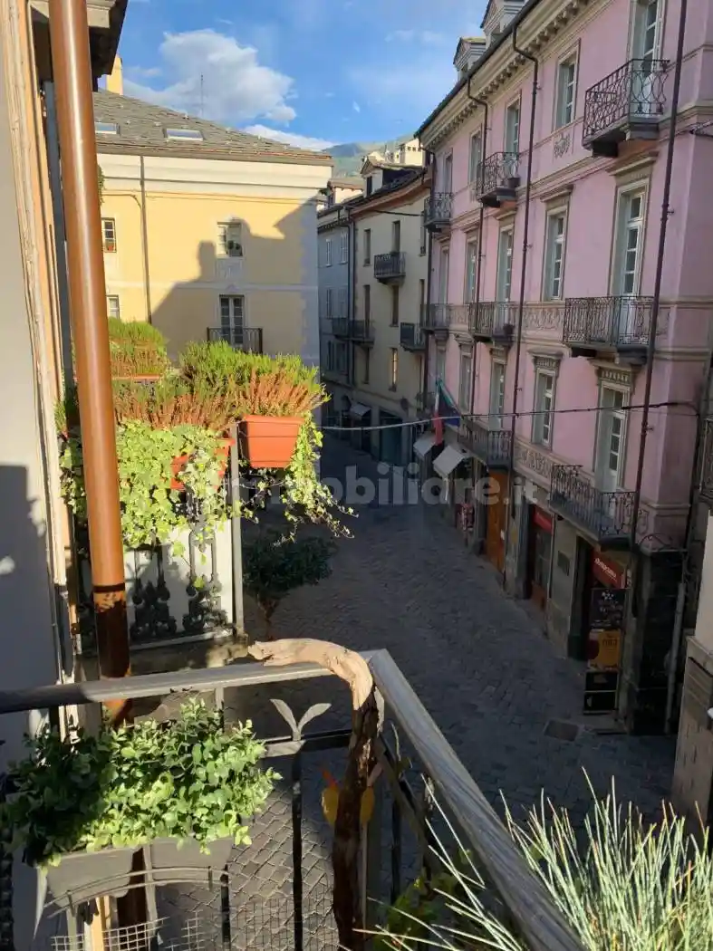 Appartamento in vendita a Aosta