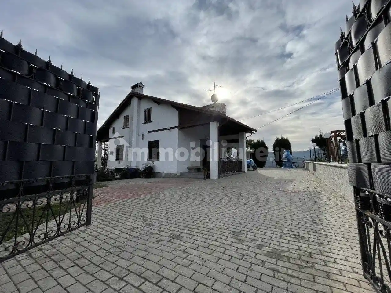 Villa in vendita a Castelvetro di Modena