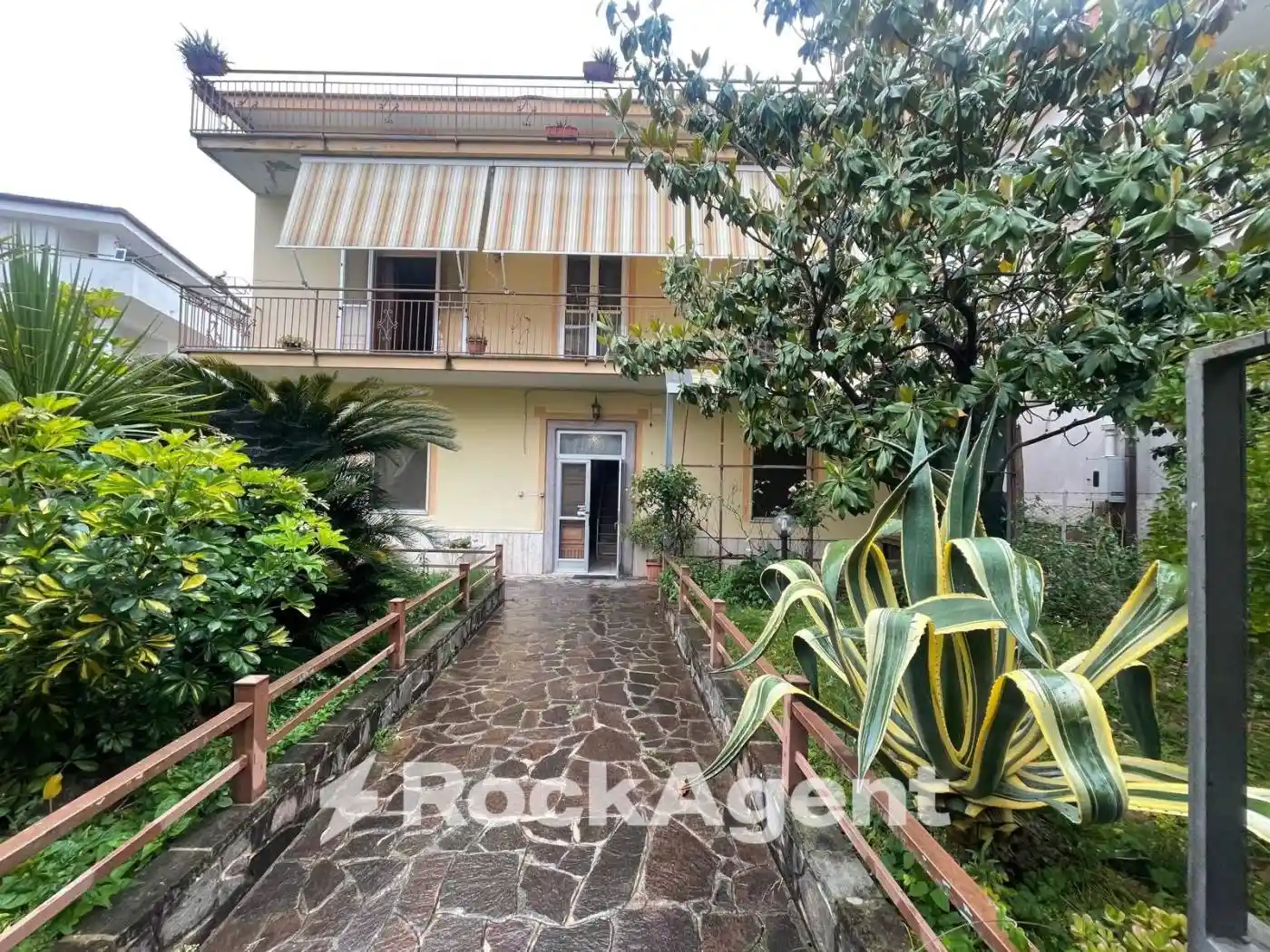 Villa in vendita a Albanella