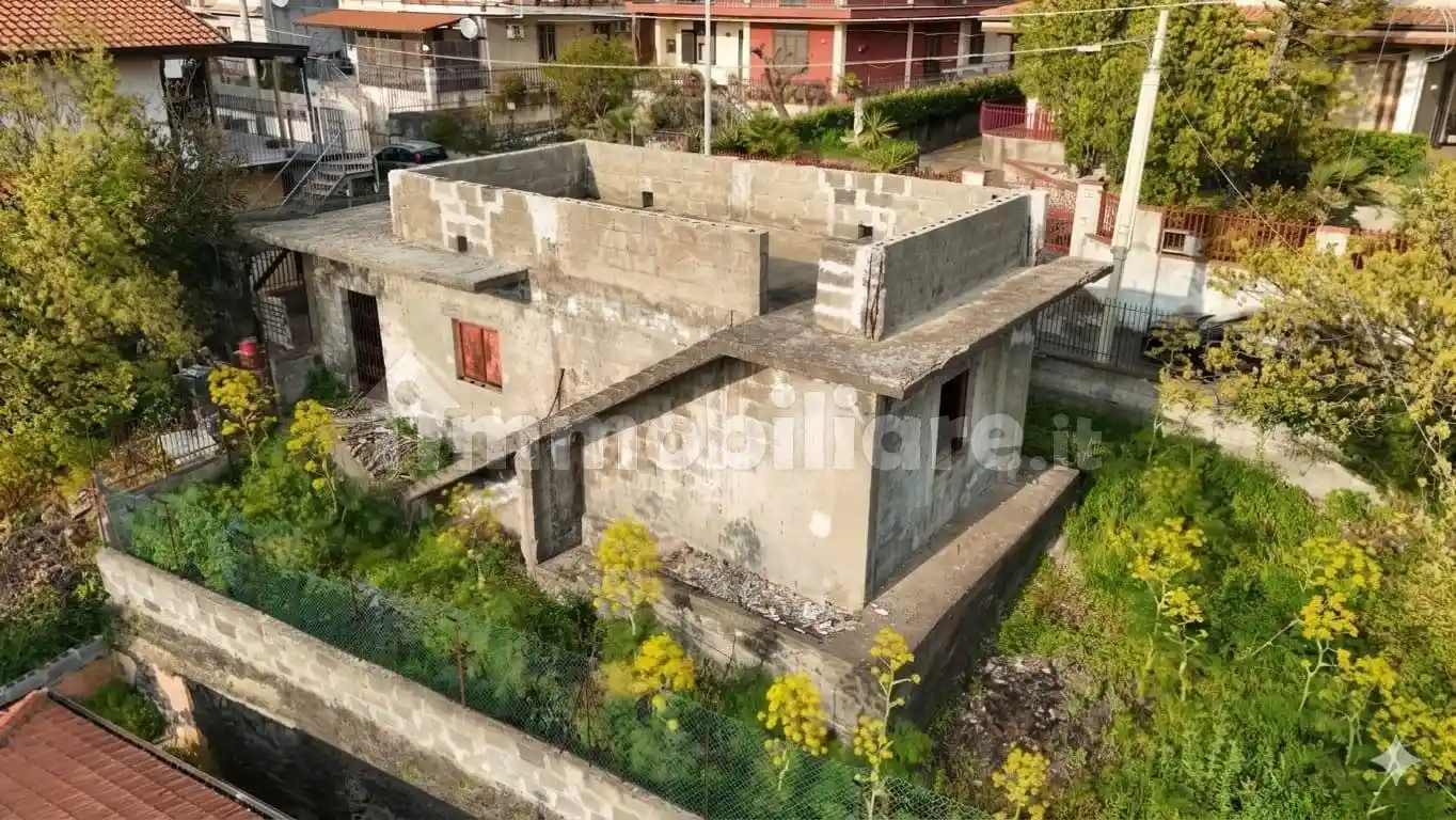 Casa indipendente in vendita a Catania