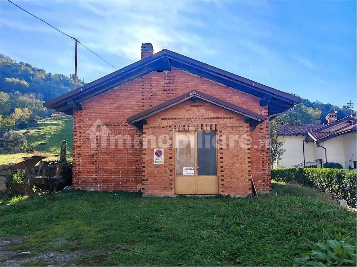 Casa indipendente in vendita a Settimo Vittone