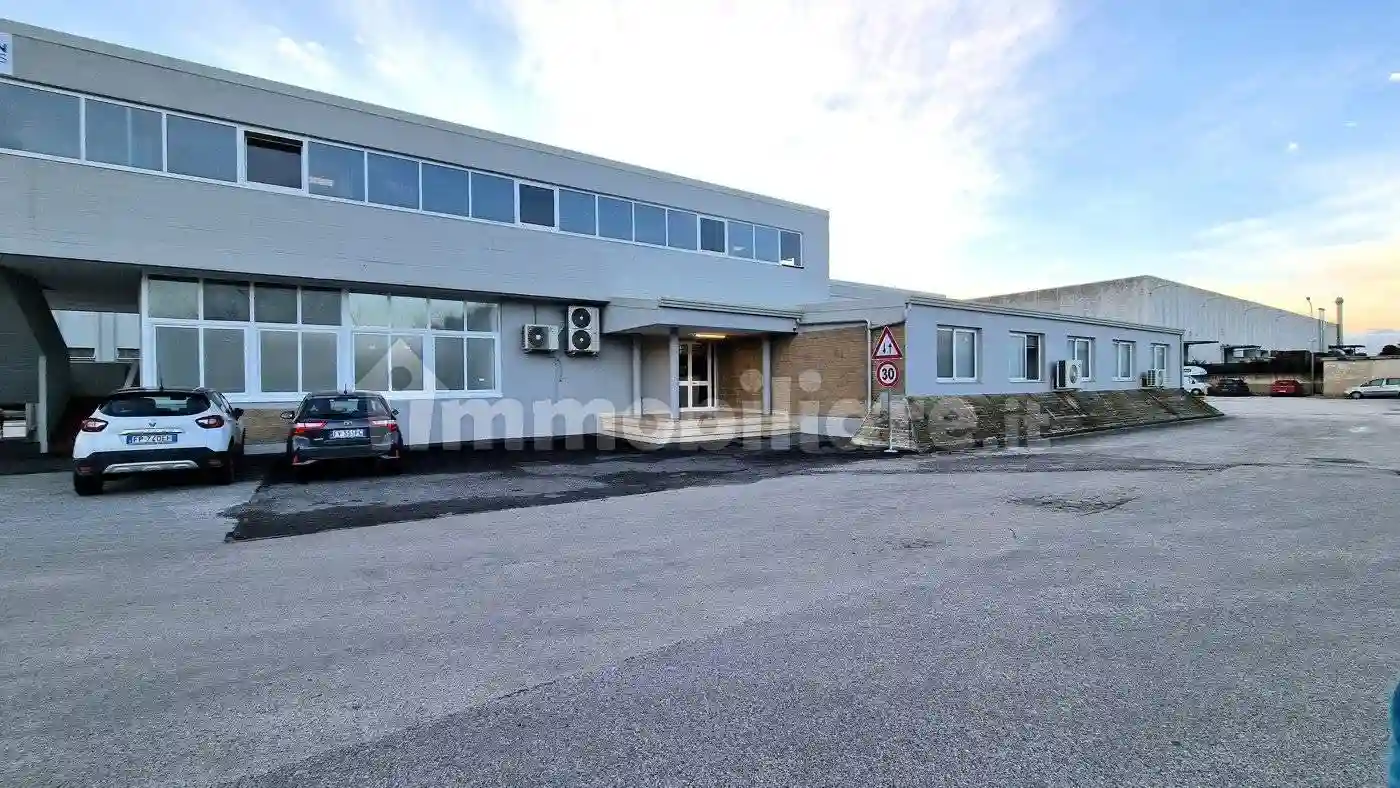 Palazzo - Edificio - foto 2