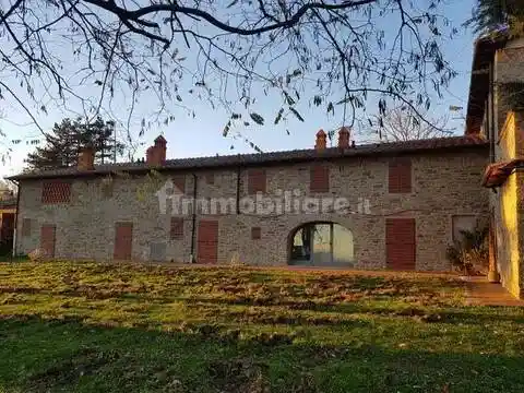 Villa in vendita a Loro Ciuffenna
