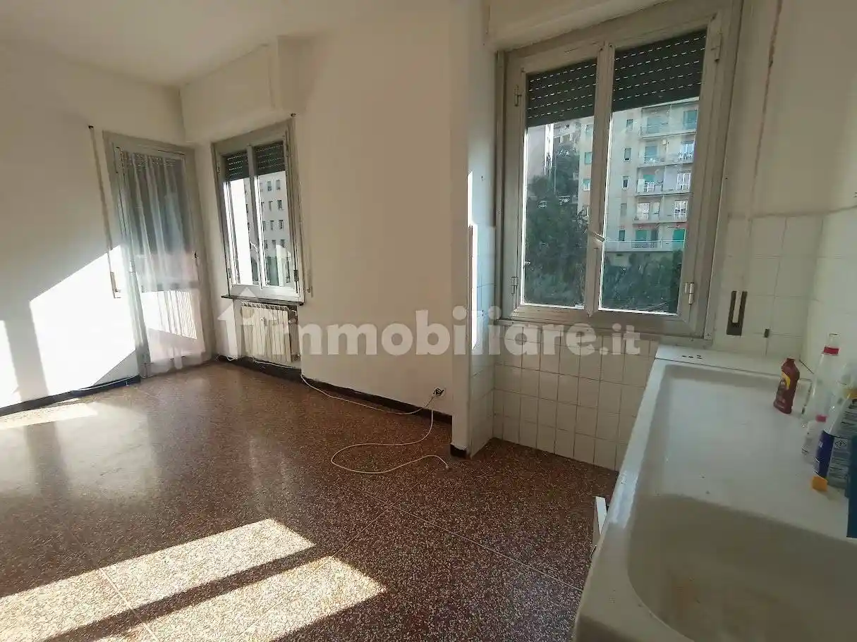 Appartamento in vendita a Genova