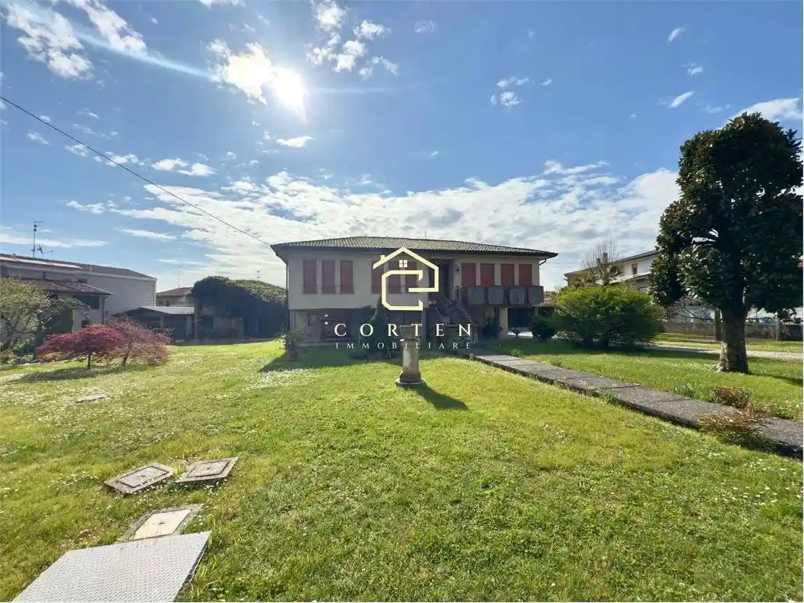 Villa in vendita a Stra