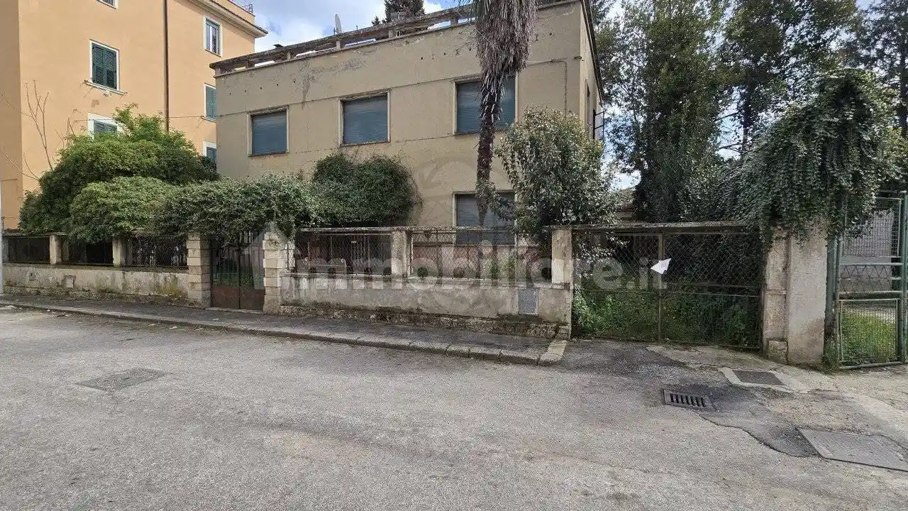 Villa in vendita a Terni