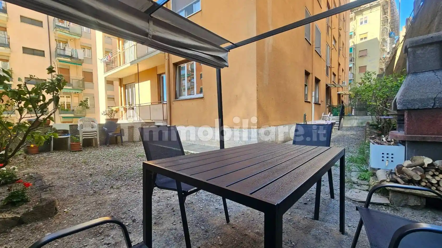 Appartamento in vendita a Genova