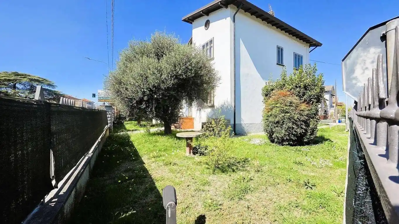 Villa in vendita a Bagnolo San Vito