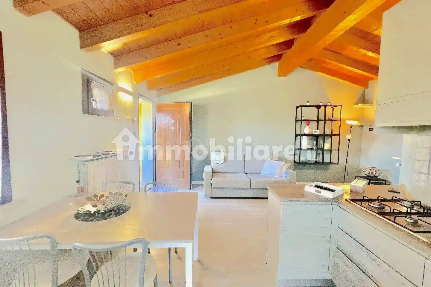 Appartamento in vendita a Desenzano del Garda