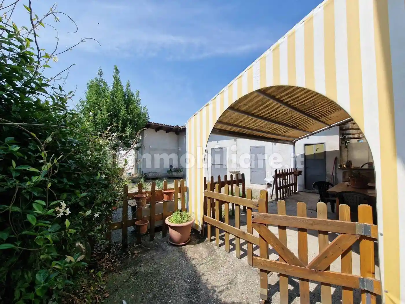 Villa in vendita a Vercelli