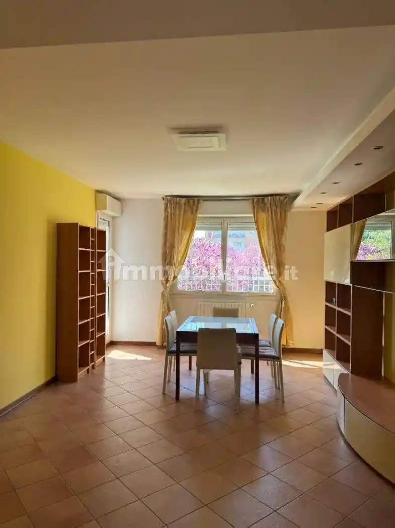 Appartamento in affitto a Bologna