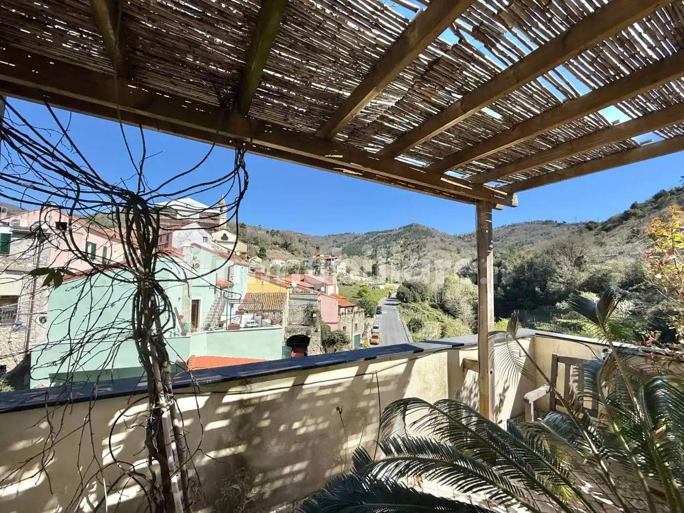 Casa indipendente in vendita a Orco Feglino