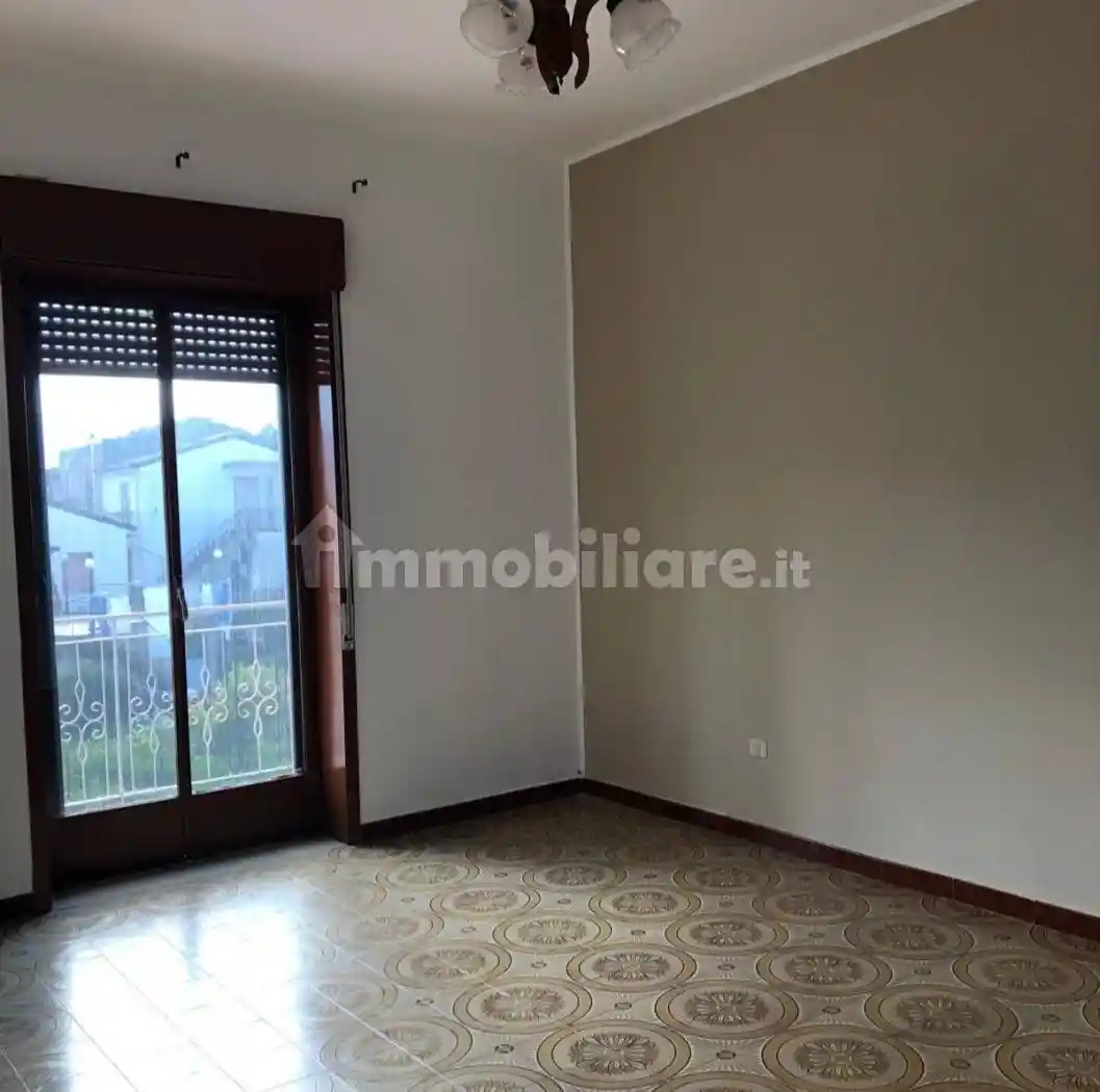 Appartamento in vendita a Montalbano Elicona