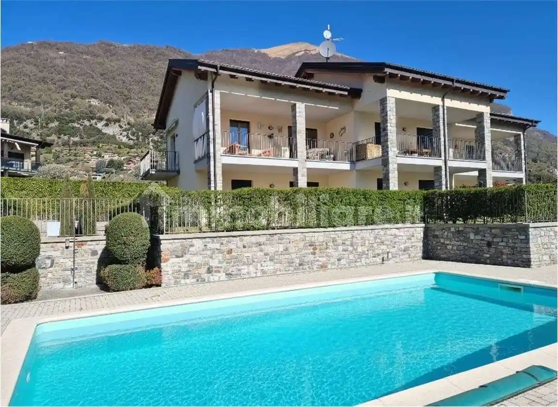 Appartamento in vendita a Tremezzina