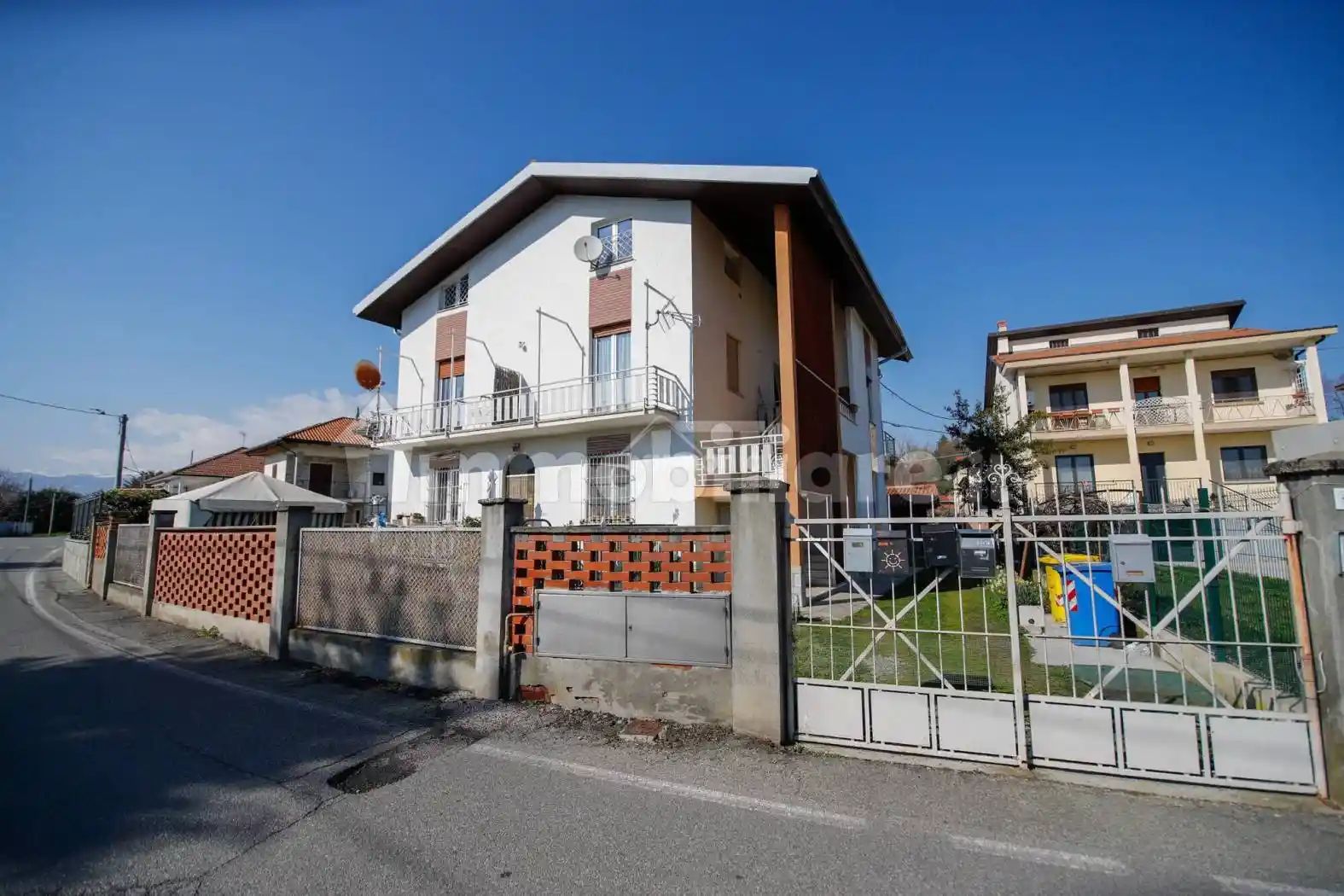 Palazzo - Edificio in vendita a San Carlo Canavese