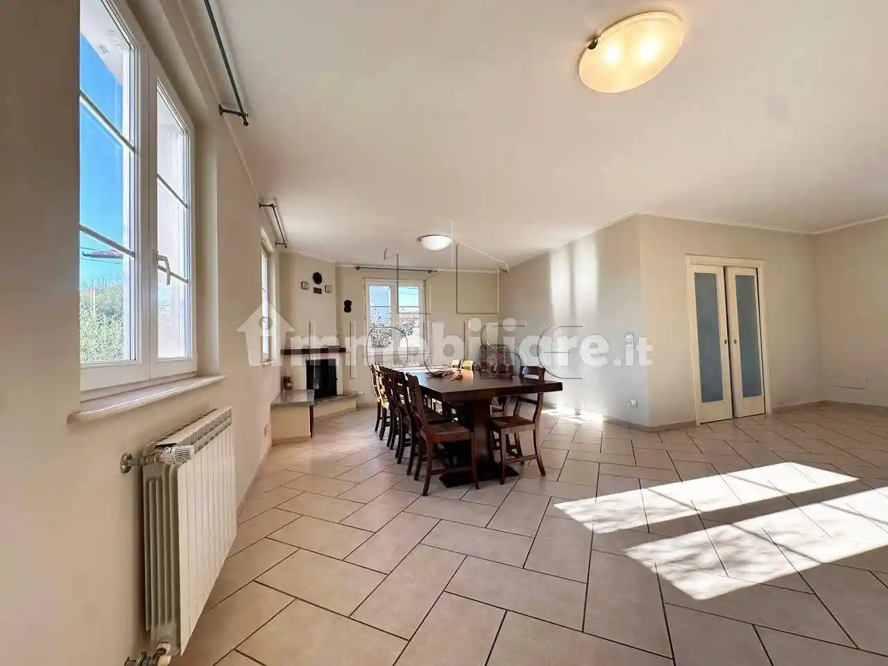 Casa indipendente in vendita a Marciano della Chiana