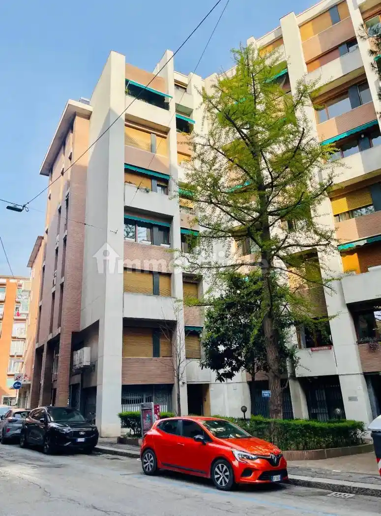 Appartamento in vendita a Bologna