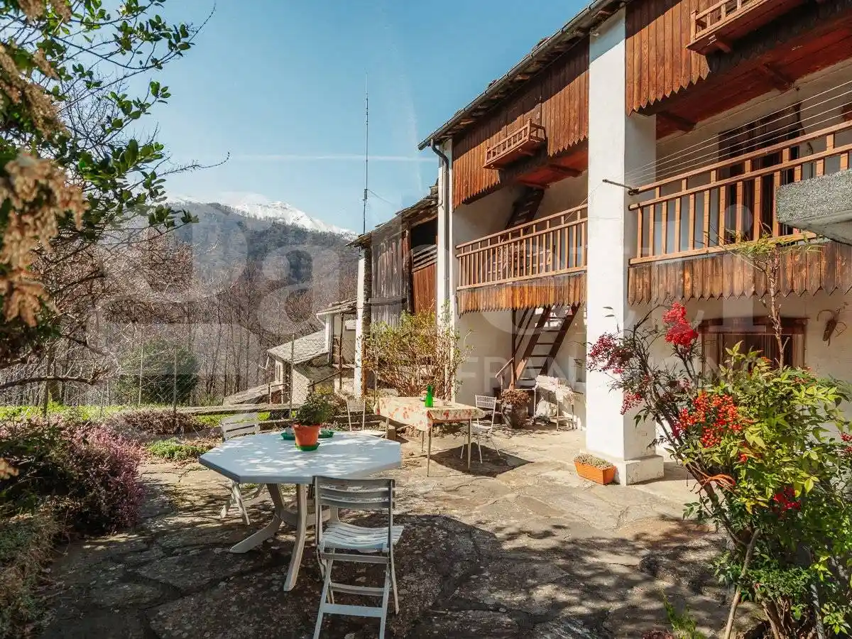 Casa indipendente in vendita a Angrogna