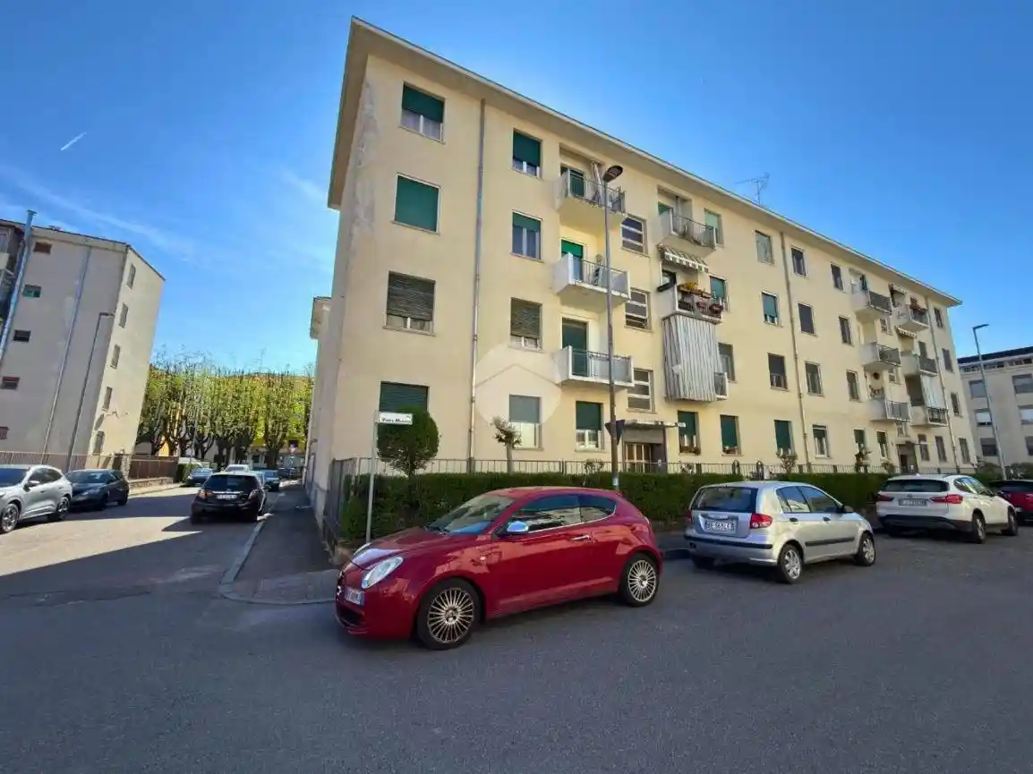 Appartamento in vendita a Vercelli