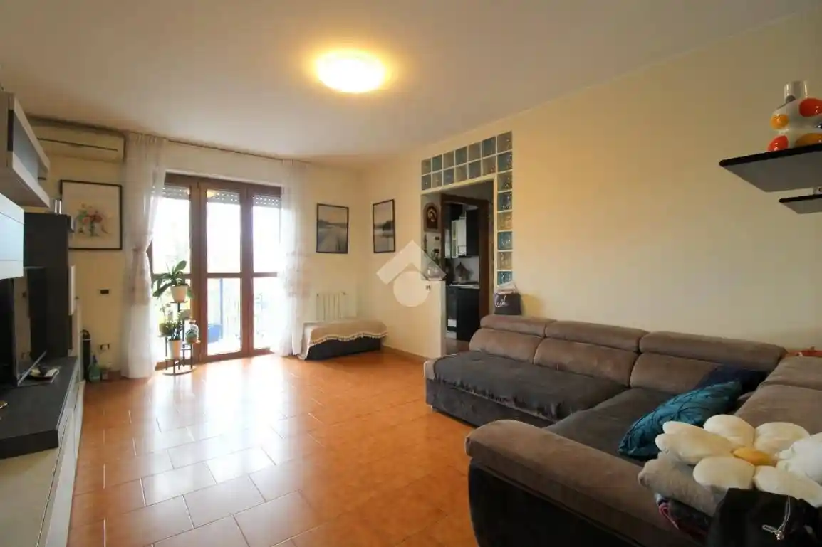 Appartamento in vendita a Rho