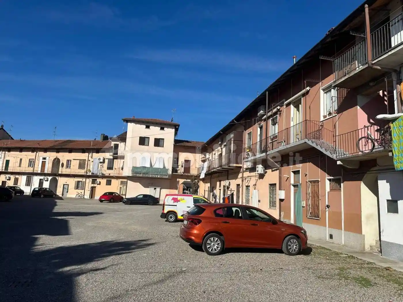 Appartamento in vendita a Vanzago