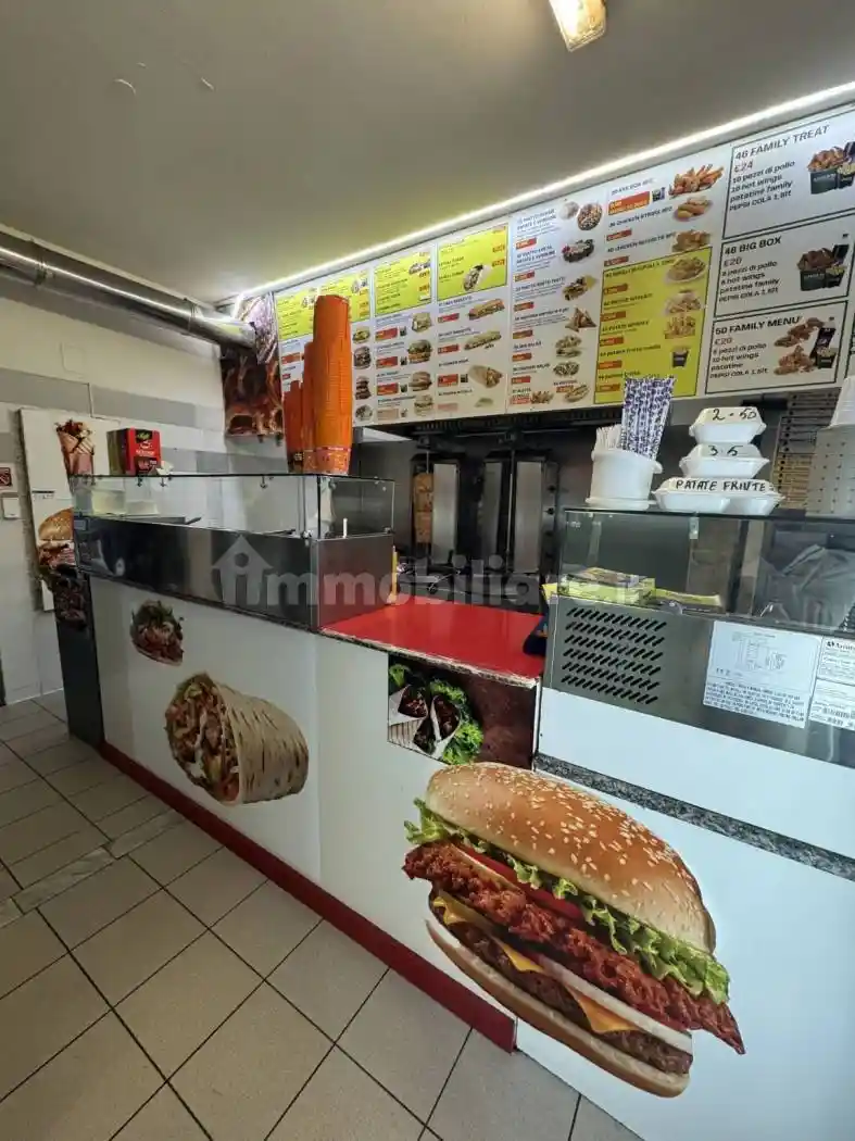 Palazzo - Edificio in vendita a Santa Maria di Sala