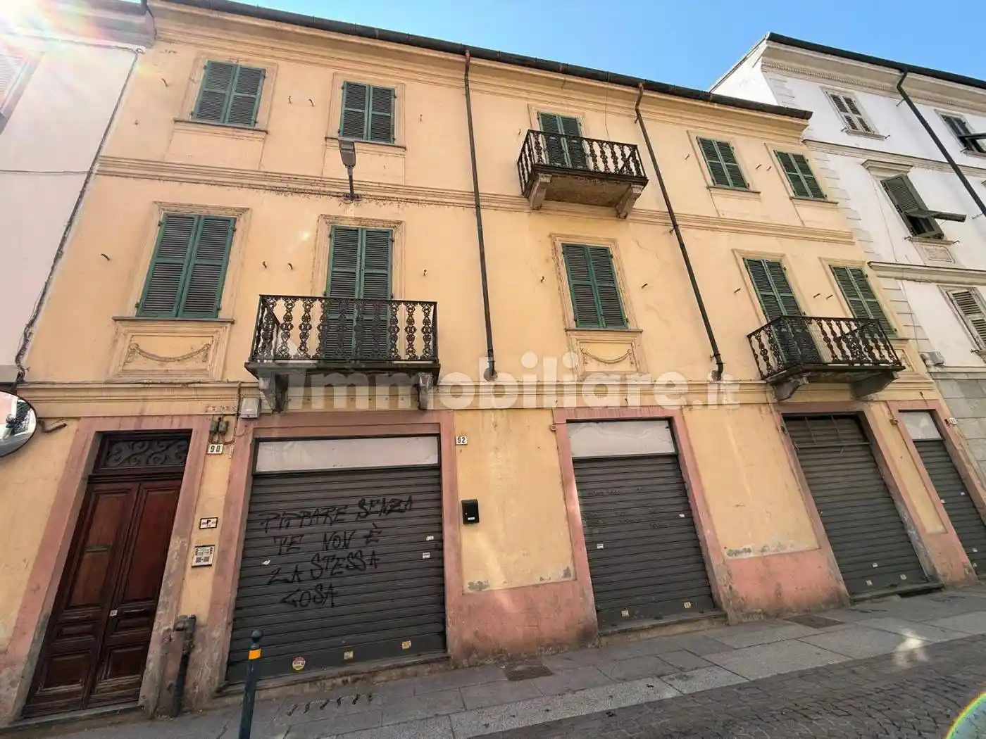 Palazzo - Edificio in vendita a Alessandria