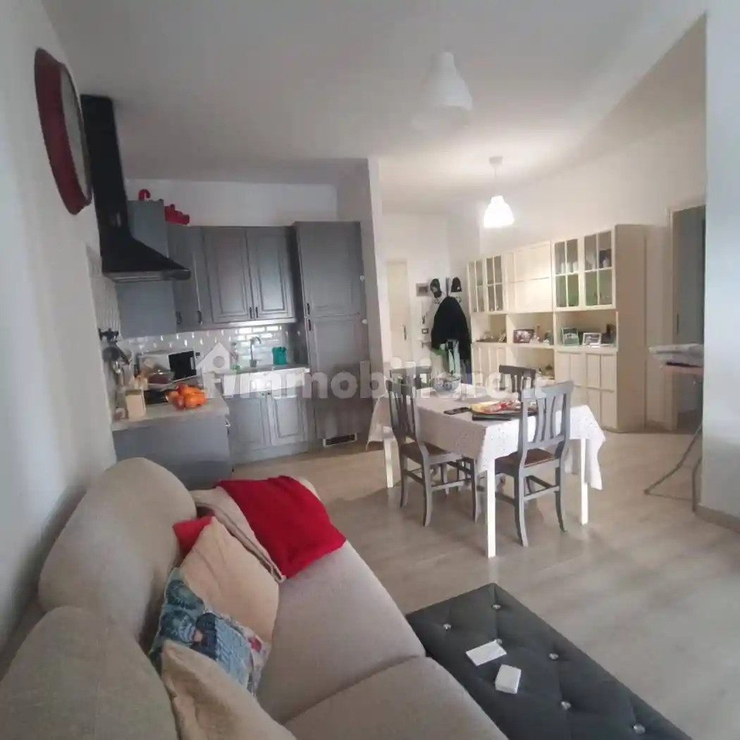 Appartamento in affitto a Carrara