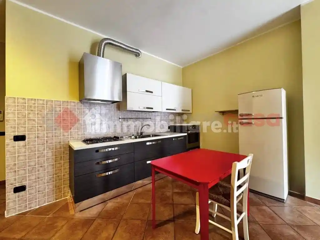 Appartamento in vendita a Paruzzaro