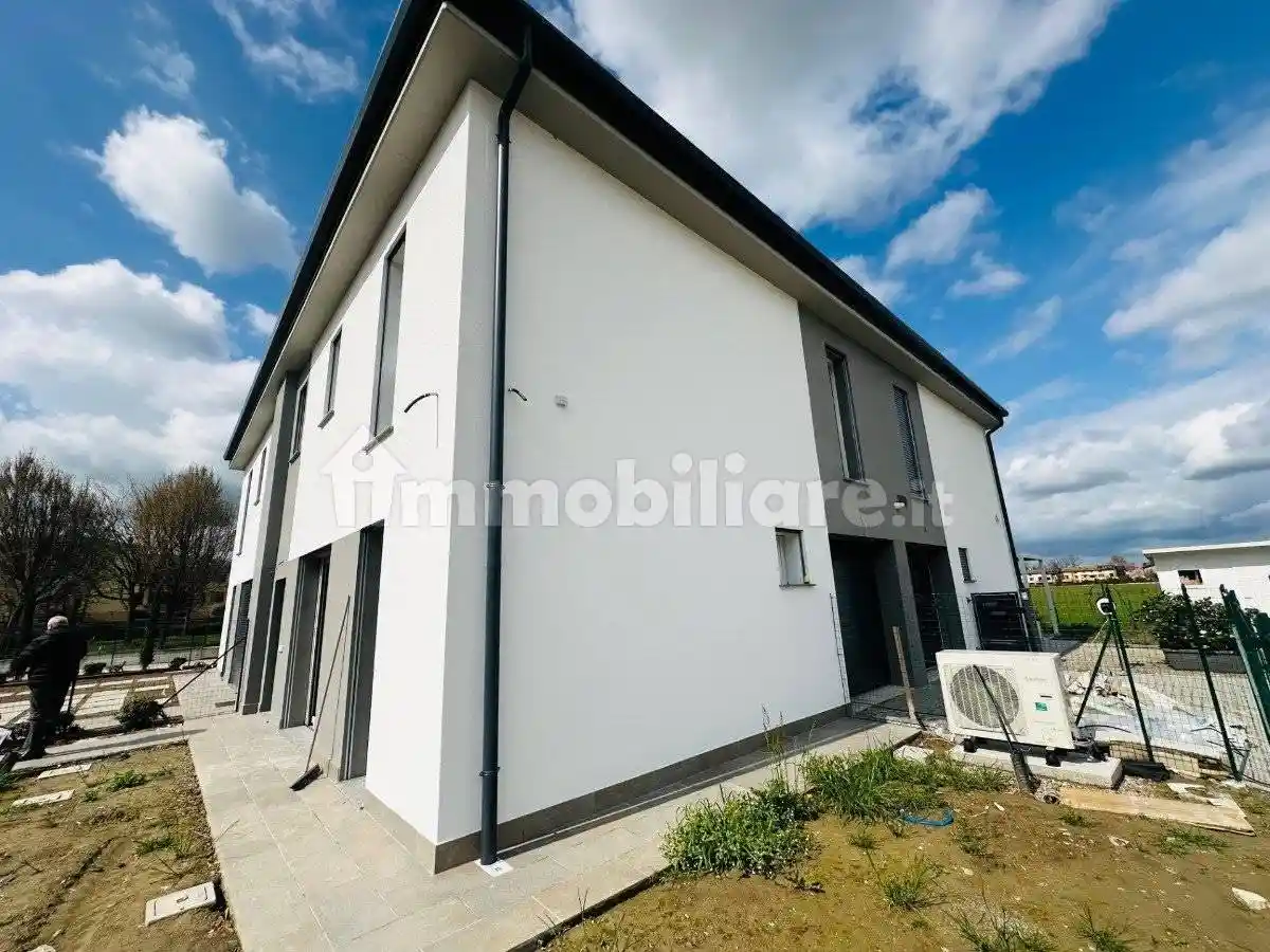 Villetta a schiera in vendita a Reggio Emilia