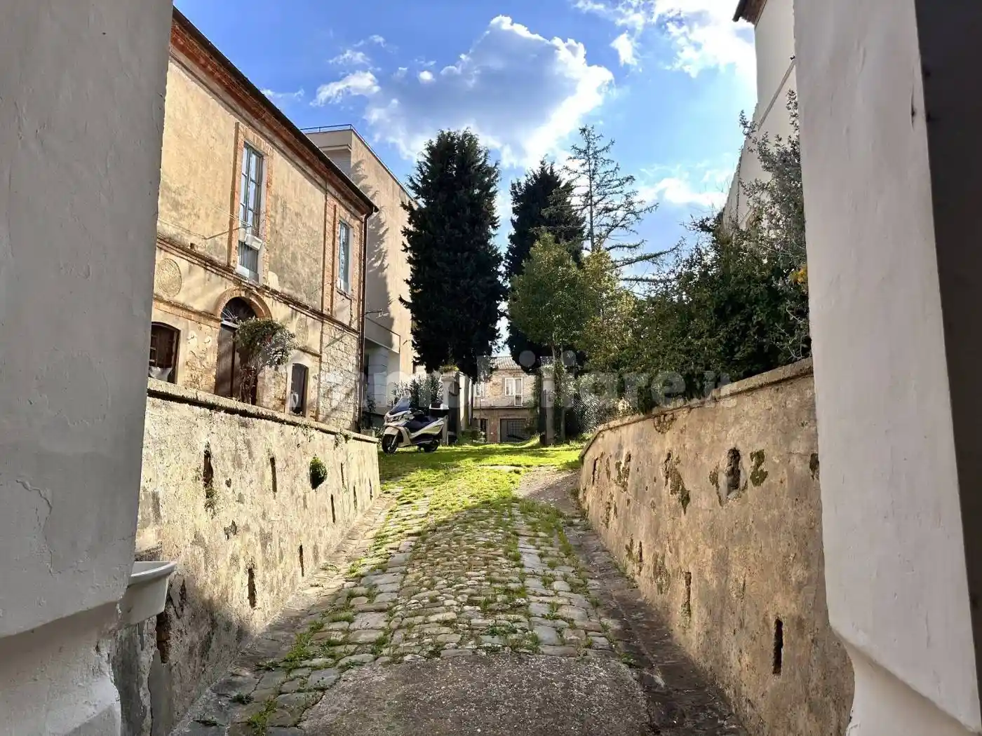 Casa indipendente in vendita a Nereto