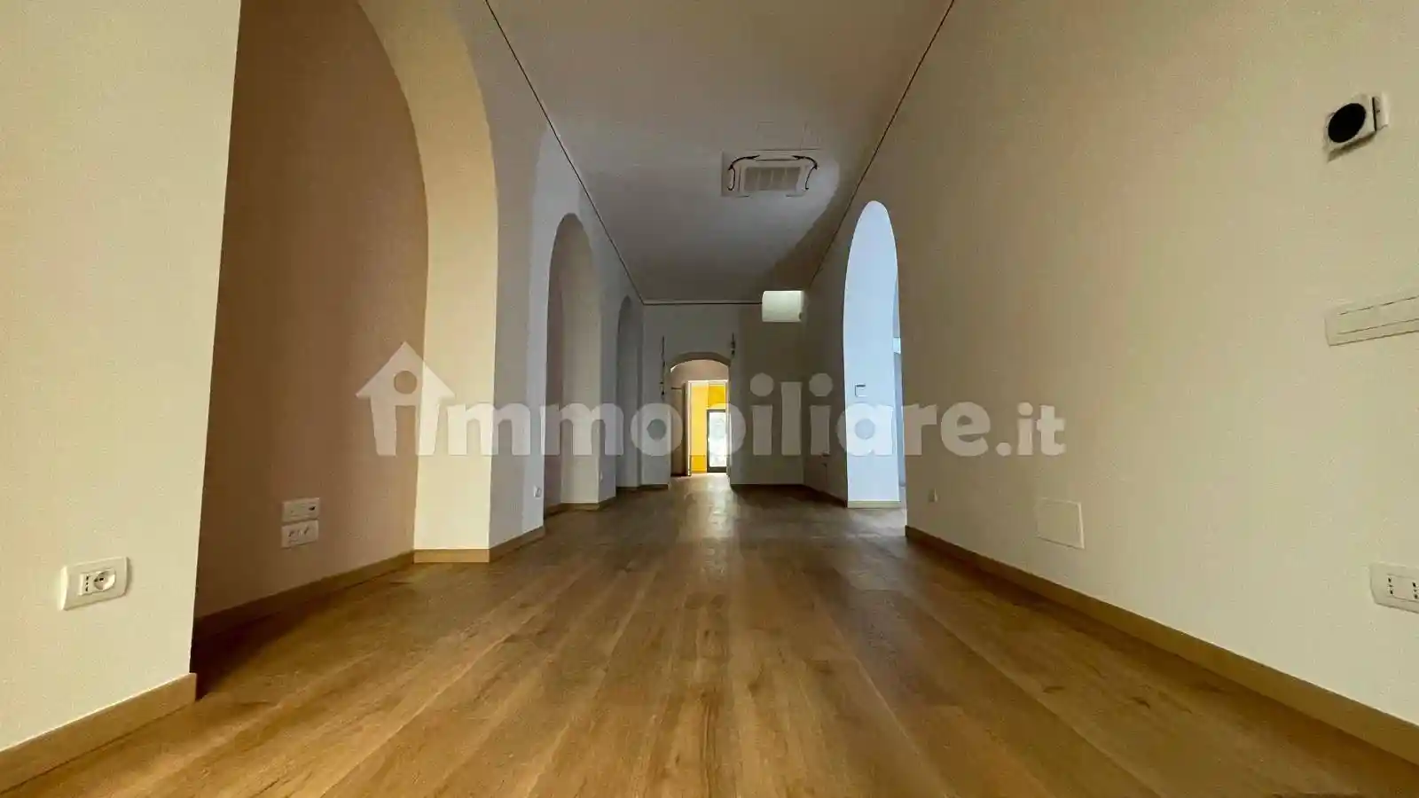 Appartamento in vendita a Salerno