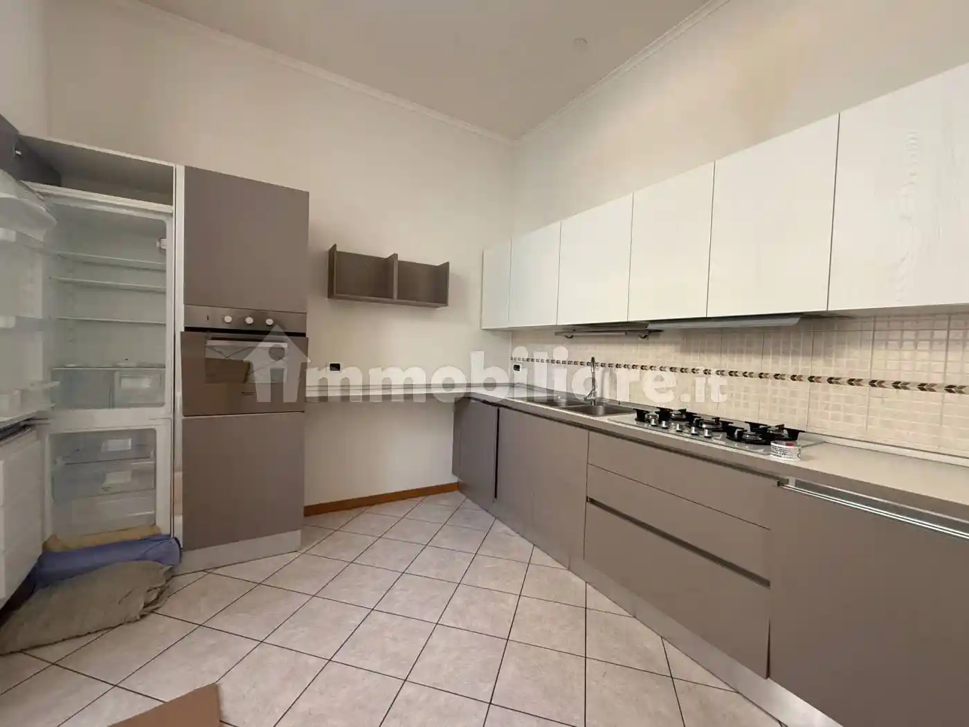 Appartamento in affitto a Napoli