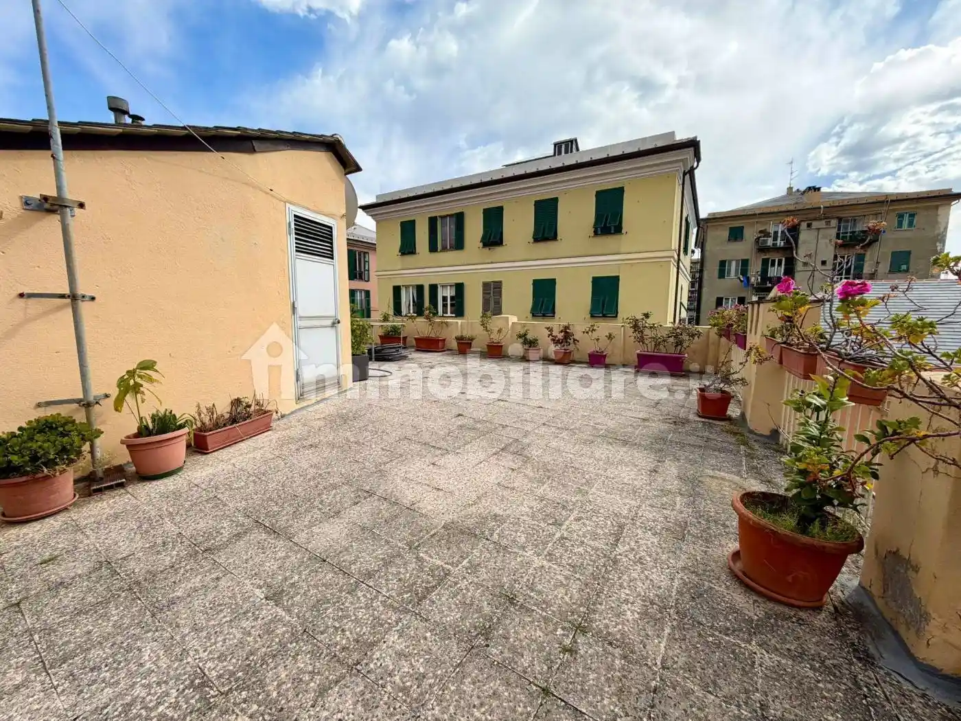 Appartamento in vendita a Genova