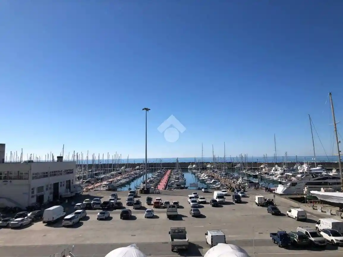 Appartamento in vendita a Lavagna