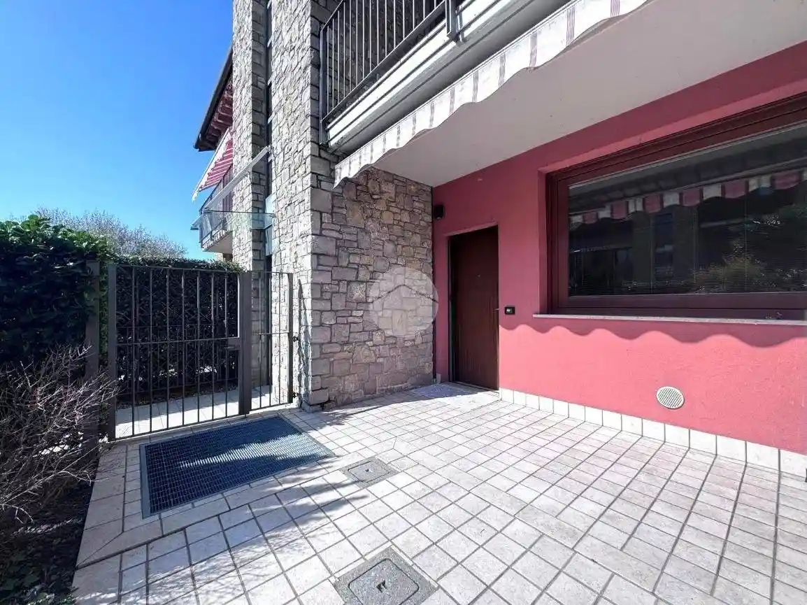 Appartamento in vendita a Brusaporto