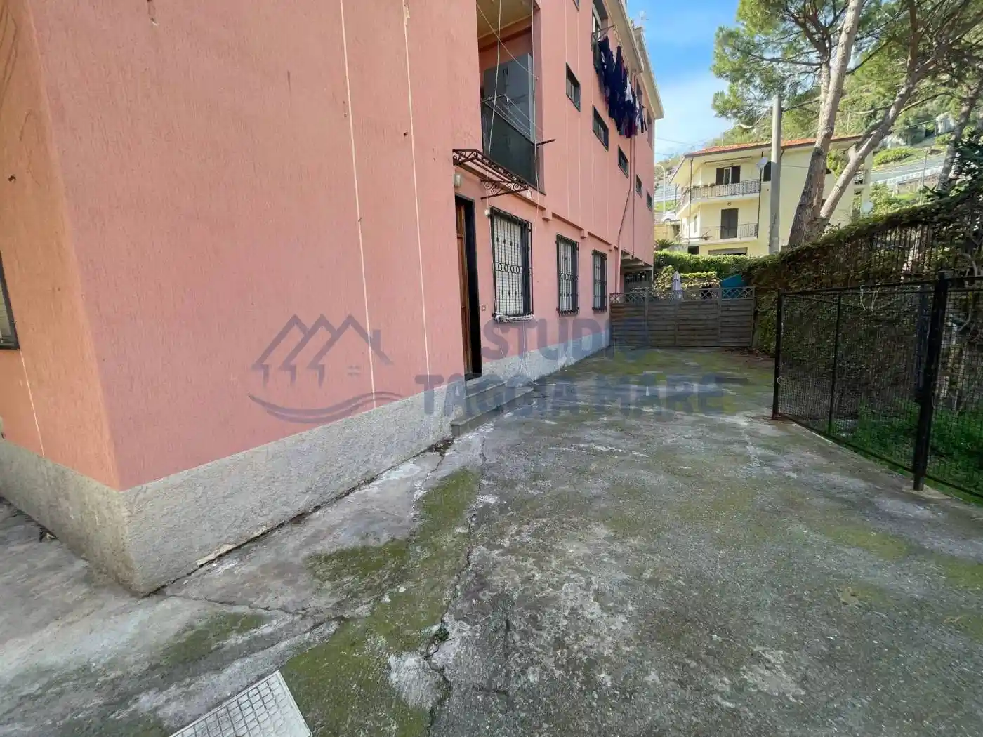 Appartamento in vendita a Cipressa