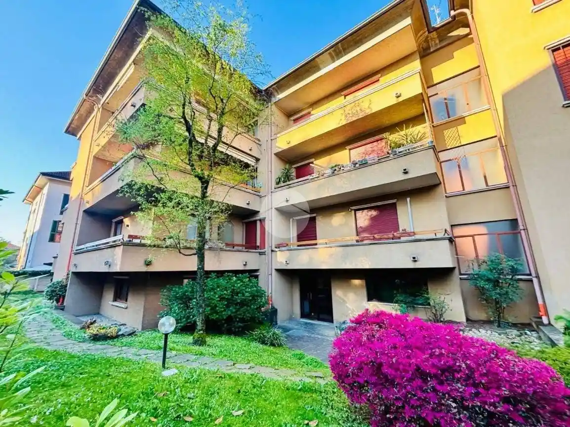 Appartamento in vendita a Monza