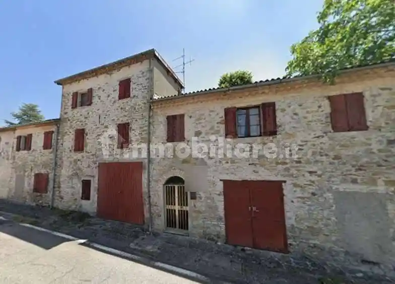 Palazzo - Stabile in vendita a Palagano