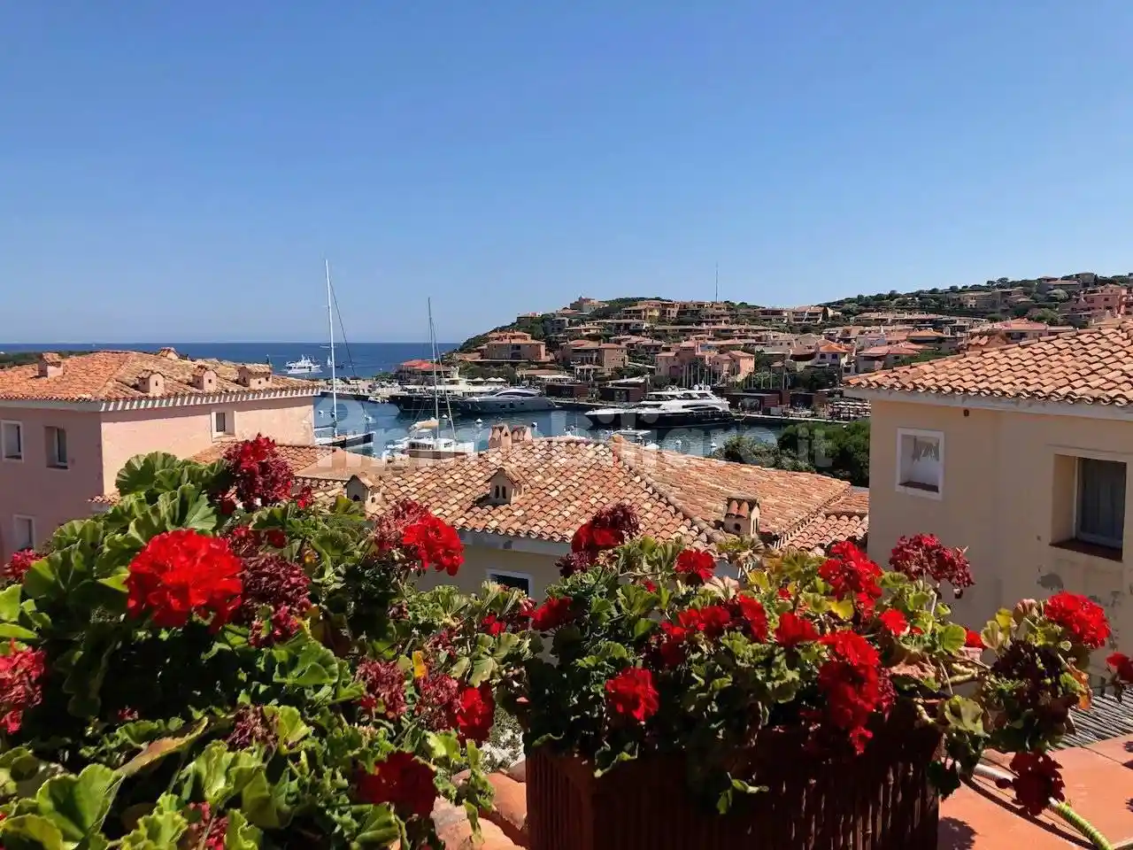 Appartamento in vendita a Arzachena