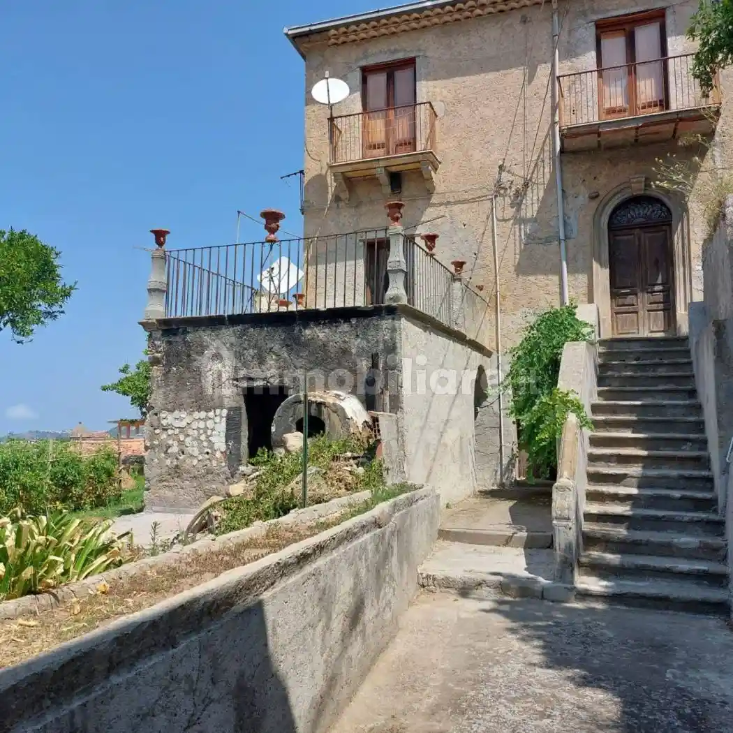Villa in vendita a Sant'Angelo di Brolo