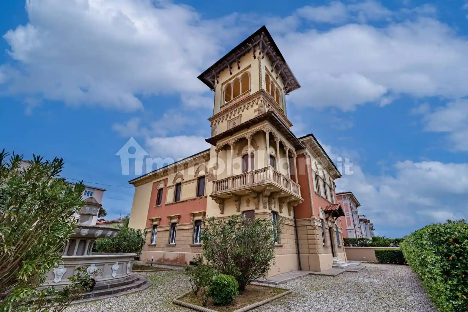 Appartamento in vendita a Livorno