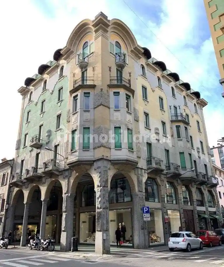 Appartamento in vendita a Varese