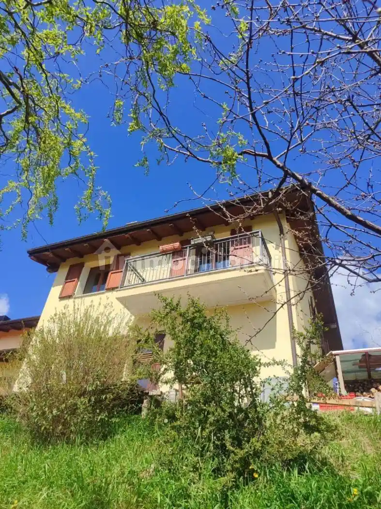 Villa in vendita a Monte San Pietro