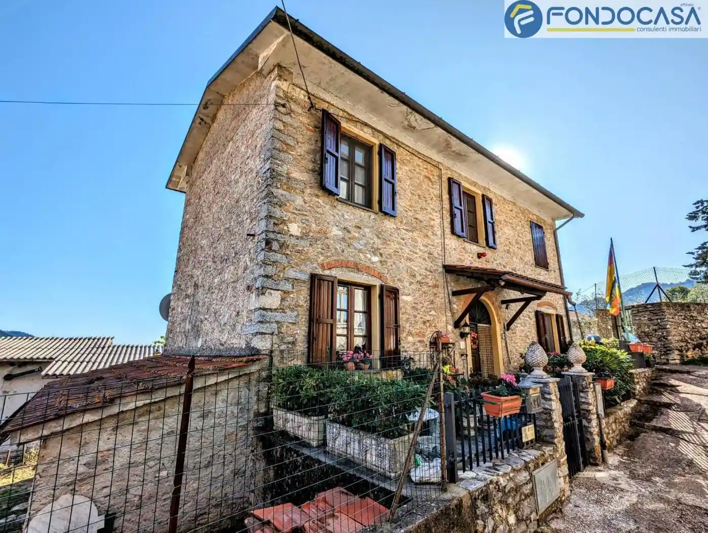 Casa indipendente in vendita a Seravezza