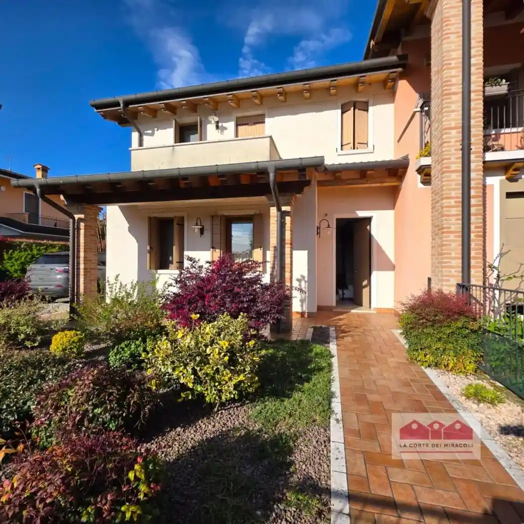 Villetta a schiera in vendita a Quinto Vicentino