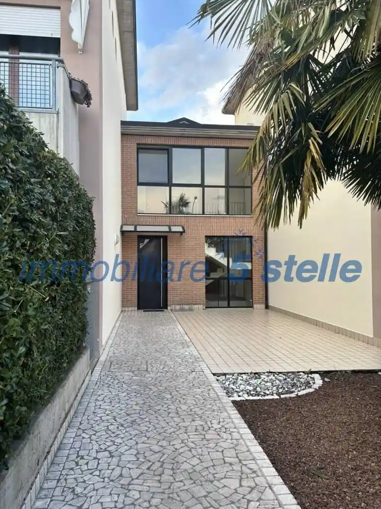 Appartamento in vendita a Isola Vicentina