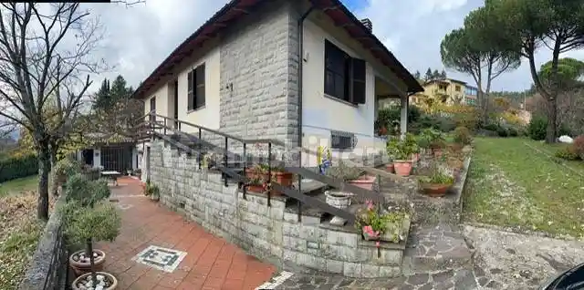 Villa in vendita a Cantagallo