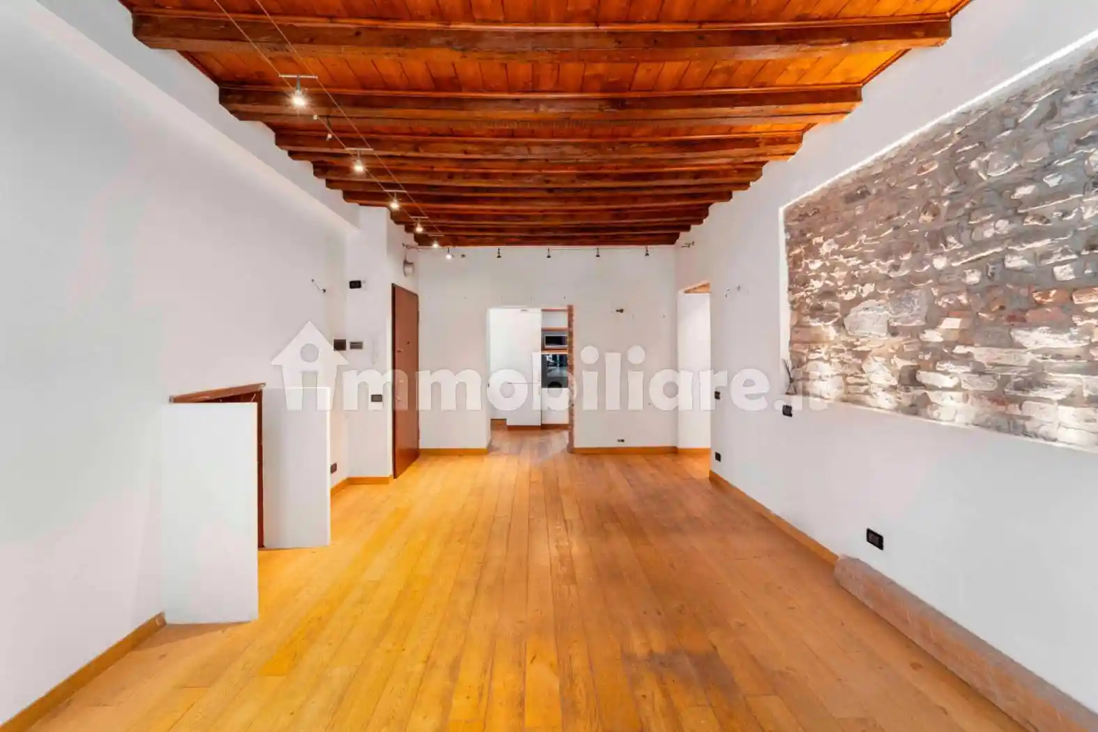 Appartamento in vendita a Como