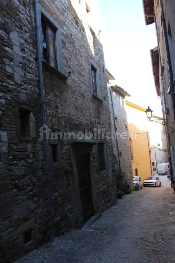 Appartamento in vendita a Cantiano